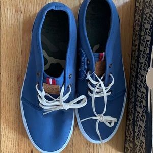 Men’s Vans tennis shoes